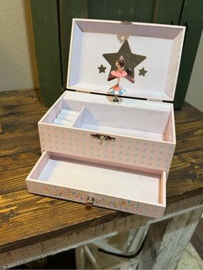 Kids Pink Polka Dot Musical Jewelry Box with Ballerina by DJECO - works